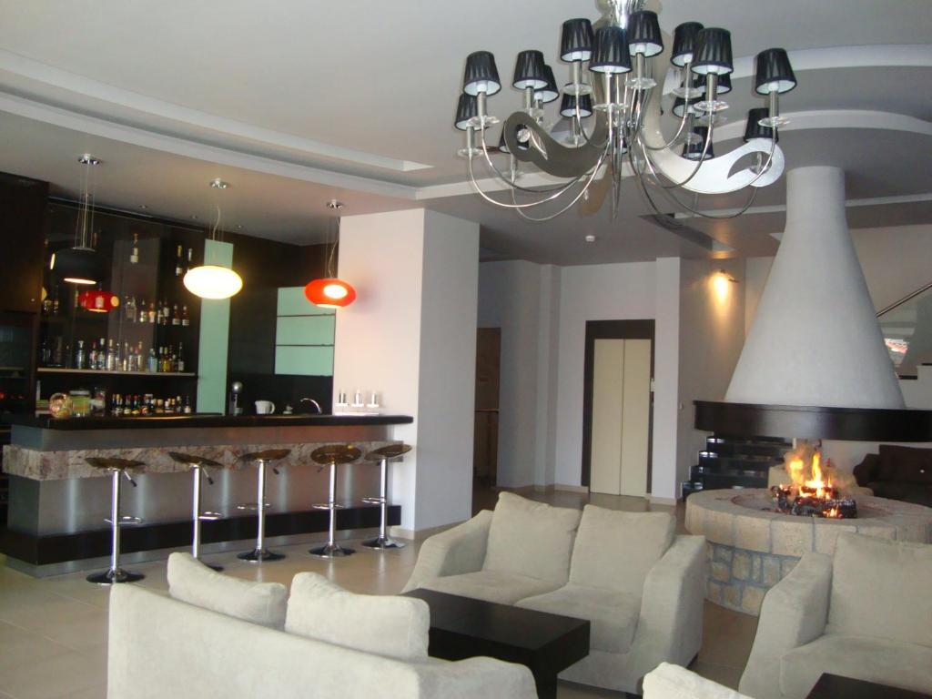 Nymfes Hotel Като-Лутракі Екстер'єр фото