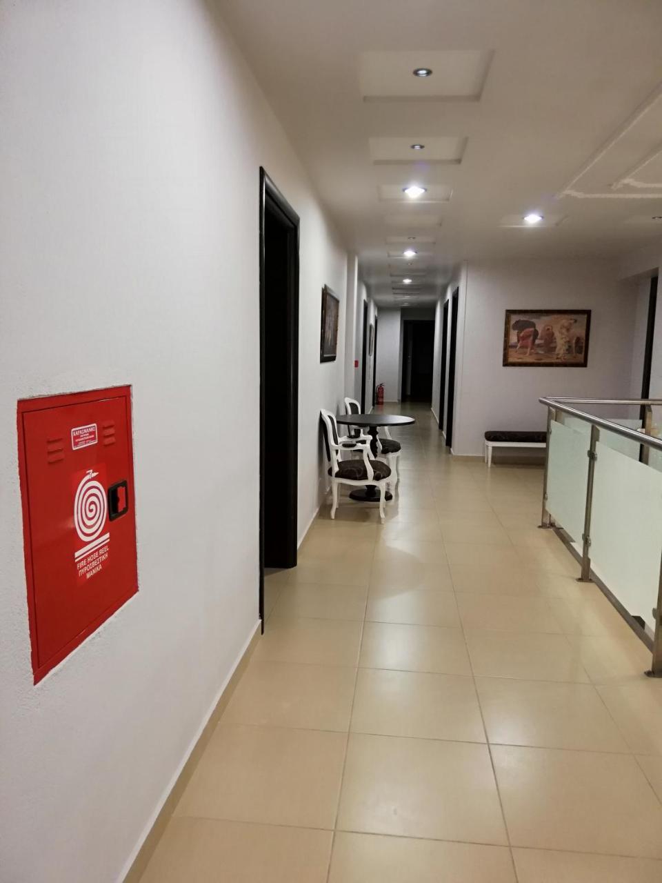 Nymfes Hotel Като-Лутракі Екстер'єр фото